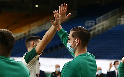 Στο ΟΑΚΑ για το Παναθηναϊκός-Άρης ο Μάριο Χεζόνια (video)