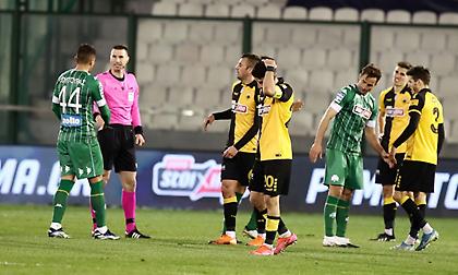 ΑΕΚ: Σαν να έχασε ήταν το κλίμα στα αποδυτήρια