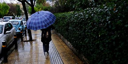 Βροχερό το σκηνικό του καιρού την 1η Μαρτίου - Ασθενείς χιονοπτώσεις στα ορεινά