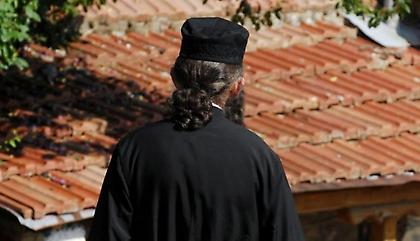 Συνελήφθη ξανά με όπλο υπόδικος παπάς στο Ηράκλειο