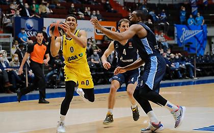 Όταν σοβαρεύτηκε η Ζενίτ, «καθάρισε» εύκολα την Άλμπα Βερολίνου