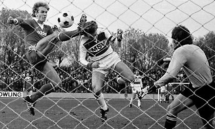 Πριν την Σάλκε: Όταν η Ντούισμπουργκ άλλαξε πέντε προπονητές σε μια σεζόν και... βγήκε Ευρώπη!