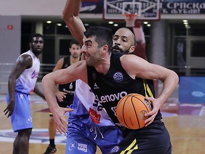 Άνετο πέρασμα από Βοσνία για την Τενερίφη