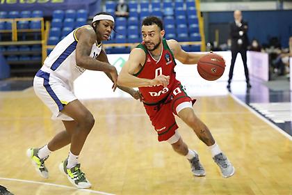 Ζωντανή η Λοκομοτίβ Κουμπάν, θρίαμβος για Τρέντο