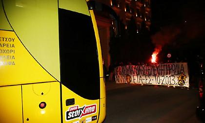 Οπαδοί σε Μελισσανίδη: «Παίκτες λαχεία, στελέχη παρωδία, άλλη ΑΕΚ έταξες το 2013»! (pics)