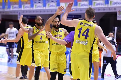 Θρίαμβος Δέδα στην Ιταλία, πήρε τον «εμφύλιο» η Καρσίγιακα