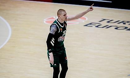 Άαρον Ουάιτ: Η «μεταμόρφωσή» του είναι έργο… Κάτας