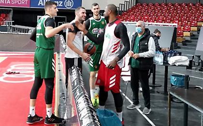 Συνάντησε... παλιόφιλους ο Γκιστ - Παναθηναϊκός: «Ένας από εμάς!» (vid+pics)