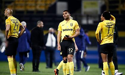 Ροζ: «Στηρίζω τον Κουέστα, δύσκολη στιγμή για εκείνον»