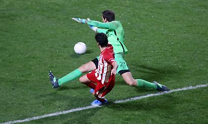 «Το νου σου, Λένο»: Viral σε όλη την Ευρώπη το γκολ του Μπουχαλάκη