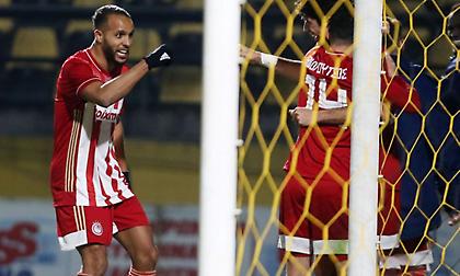 Ο επιδεικτικός πανηγυρισμός του Ελ Αραμπί μπροστά στον Κουέστα (video)