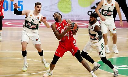 Ο Χεζόνια μπορεί να κάνει πολλά, αλλά όχι τον πλέι μέικερ