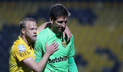 Η απογοήτευση των παικτών του Άρη και ο «καταρρακωμένος» Κουέστα (pics)