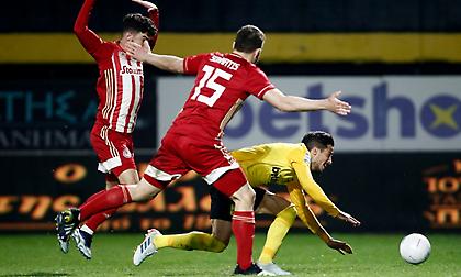 Βαρούχας στον bwinΣΠΟΡ FM: «Καθαρό το πέναλτι και το γκολ του Μπουχαλάκη»