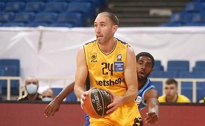 Λοτζέσκι αντί Μορέιρα στη λίστα της ΑΕΚ για το πρωτάθλημα