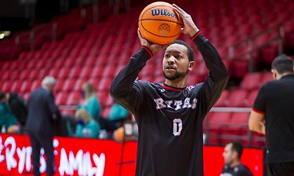 «Πόρτα» της Ρίτας σε… μνηστήρες για Γκάουντλοκ