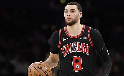 Ο Λαβίν κάλεσε την αστυνομία για να διώξει από το σπίτι του ''κολλημένη'' θαυμάστριά του