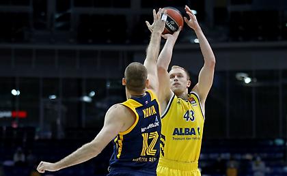 Η Άλμπα Βερολίνου επανέφερε με κατοστάρα τη Χίμκι στην κανονικότητά της