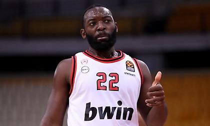 Τζένκινς: «Πρέπει να είσαι πνευματικά δυνατός για να κοιτάς το κοινό χωρίς να βλέπεις κάποιον»