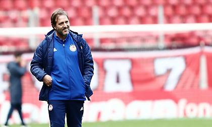 Μαρτίνς: «Στο β' μέρος είχαμε το μυαλό μας στην Άρσεναλ, πιστεύω ότι θα είναι έτοιμος ο Μπα»
