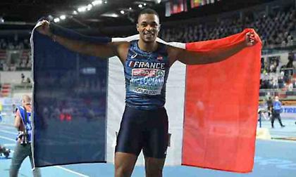 Πρωτιά για Μπελοσιάν