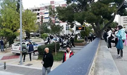 Δακρυγόνα και προσαγωγές στη Ν. Σμύρνη: Έρευνα για την αντίδραση των αστυνομικών