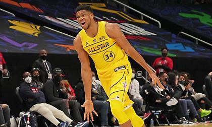 Το πήρε κι αυτό: MVP στο All Star Game ο Γιάννης! (video)