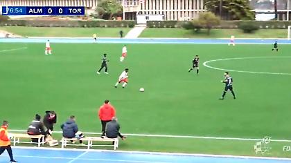Απίθανο γκολ από 60 μέτρα στην Ισπανία! (video)