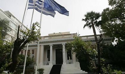 Συνάντηση Μητσοτάκη με τον καθηγητή Νίκο Αλιβιζάτο στις 18:30 για τα περιστατικά αστυνομικής βίας