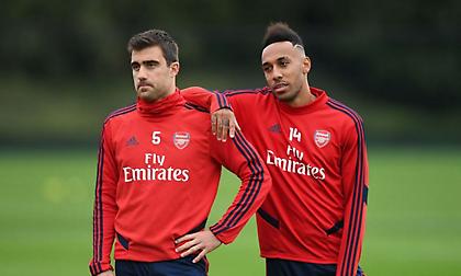 Σωκράτης-Ομπαμεγιάνγκ: Από κολλητοί… αντίπαλοι