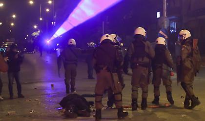 ΕΛ.ΑΣ. για Νέα Σμύρνη: Επιθέσεις με πρωτοφανή σφοδρότητα- 10 συλλήψεις