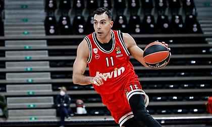 Ο Σλούκας αφηγείται την ζωή του στο νέο site του Ολυμπιακού