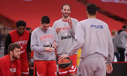 Στην τελική ευθεία για Ζενίτ ο Ολυμπιακός