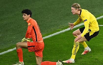 Κιρικότσο: Η… μαγική λέξη που αντάλλαξαν Μπόνο και Χάαλαντ στη διαμάχη τους