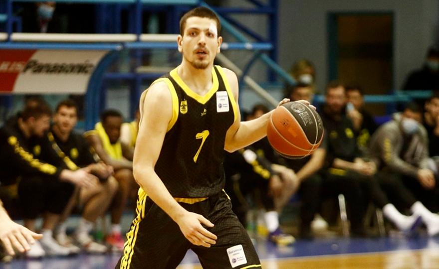 Φλιώνης: «Η νίκη μας λύνει τα χέρια»