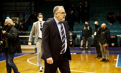 Σκουρτόπουλος: «Κάποιοι από τους ξένους παίζουν για τον εαυτό τους»