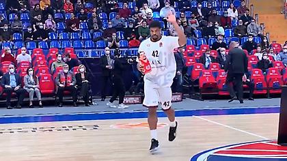 Η ΤΣΣΚΑ Μόσχας βράβευσε τον Χάινς για την πολυετή προσφορά του (video)