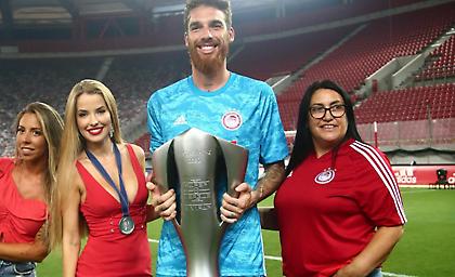 Σύζυγος Σα σε οπαδούς: «Χθες έχασε τη γιαγιά του - Να έχετε πιο καλή μνήμη για την προσφορά του»