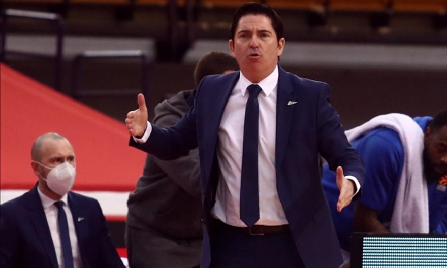 Πασκουάλ: «Ο Ολυμπιακός γύρισε τον ρυθμό μέσω του Βεζένκοφ»