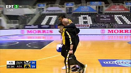 ΑΕΚ: Χτύπησε και αποχώρησε ο Σλότερ!