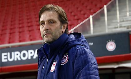 Μαρτίνς: «Θέλουν να δείξουν την κυριαρχία τους και δεν πηγαίνουν στο VAR οι διαιτητές» (video)
