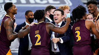 Ιστορική πρόκριση από Πιτίνο στη March Madness