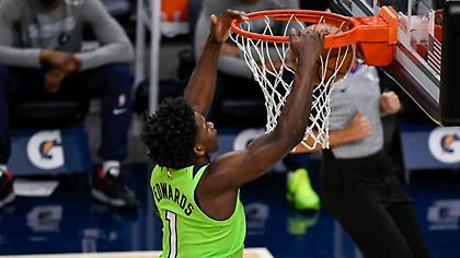 Top-10 με tomahawk κάρφωμα Έντουαρντς στην κορυφή (video)