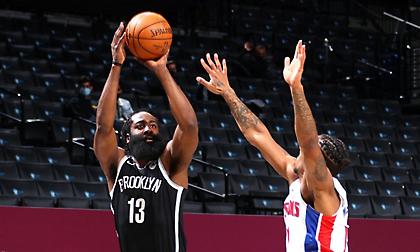 O Xάρντεν ξεπέρασε τον Λάρι Μπερντ στη λίστα των σκόρερ