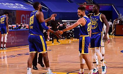 Εξαιρετικός Κάρι στη νίκη των Γουόριορς κόντρα στους Τζαζ!