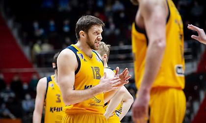 Χίμκι: Ένα βήμα από την πτώχευση!