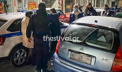 Εφοδος της ΕΛΑΣ σε κορωνοπάρτι Γάλλων φοιτητών - Τους βρήκαν σε ντουλάπες, κάτω από κρεβάτια