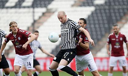 Με Κρμέντσικ και... Πέκχαρτ η εθνική Τσεχίας