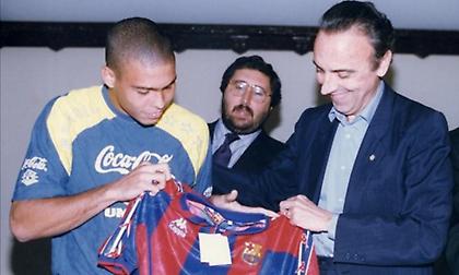 Πρώην ατζέντης Ρονάλντο: «Η Μπαρτσελόνα τον ταπείνωσε το 1997»