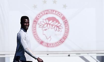 Σταματέλος: «Προπονείται ο Μπα και ο Αβραάμ, όχι ο Σεμέδο»